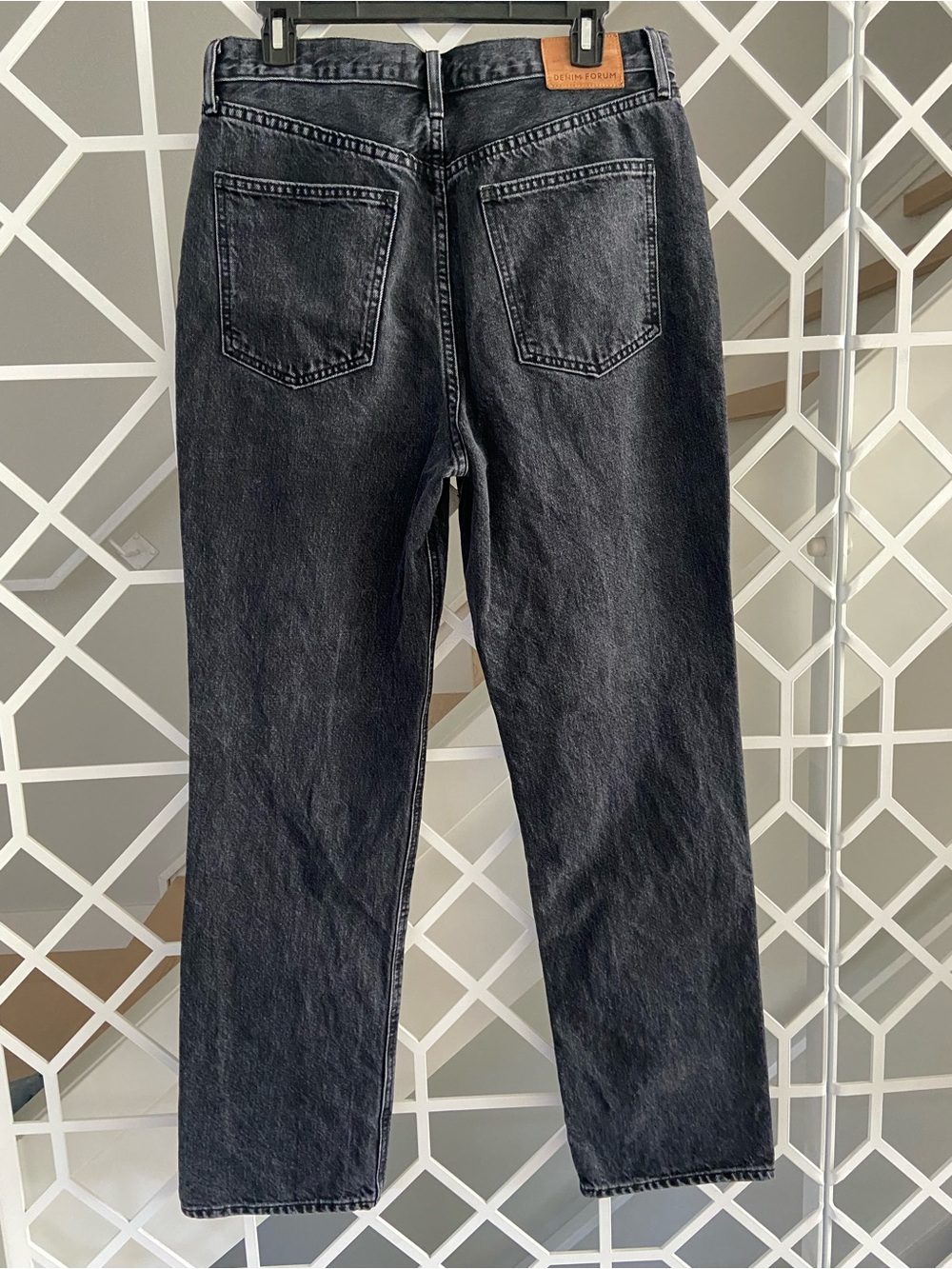 Aritzia Denim Forum Joni High Rise Loose Jeans Faded Black 29 Organic Cotton - Picture 3 of 9